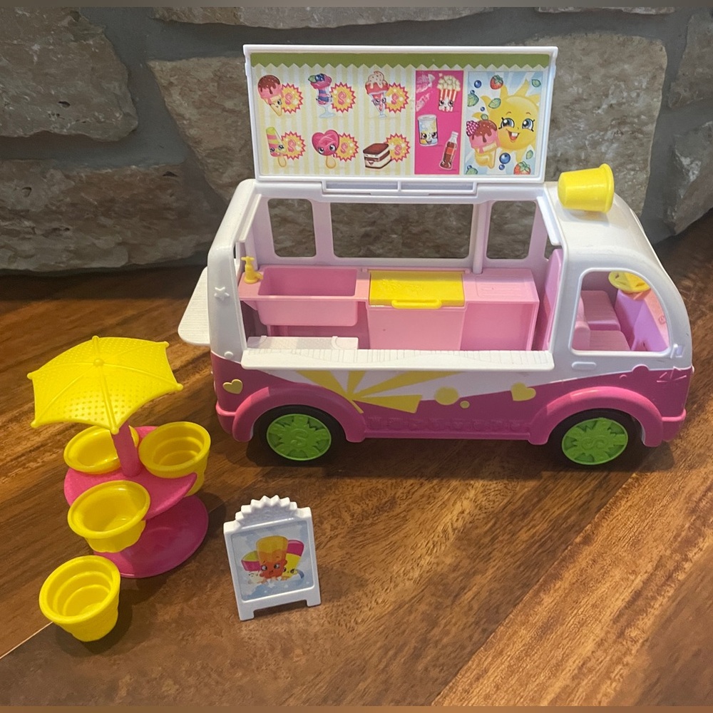 Shopkins Ice Cream Truck 🍦 Retired